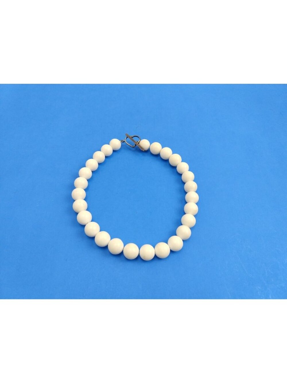 Kalibre Natural White Stone Beaded Necklace Sterling Silver Toggle Heart Clasp